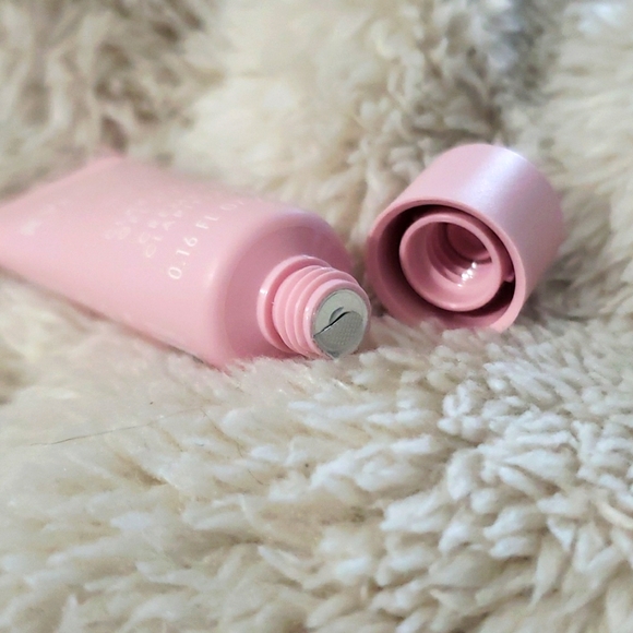 KYLIE SKIN CLARIFYING GEL CREAM. - Picture 4 of 11